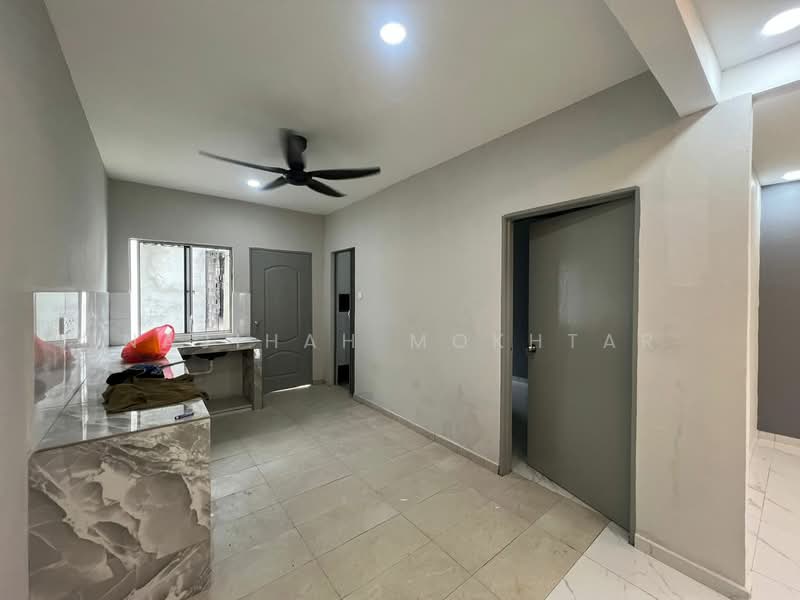 2-storey Terraced House for Sale in Rawang (Selangor) - Najihah Mokhtar - Kitchen - PropertyGuru.com.my