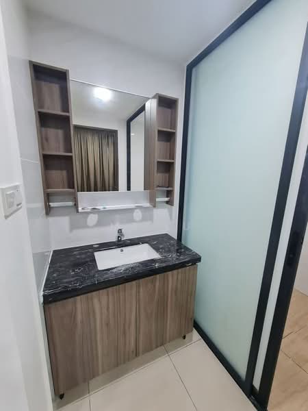Country Garden Central Park untuk Untuk Disewa - RM 1,900 /bulan, Mac 2026 - Bathroom - PropertyGuru.com.my