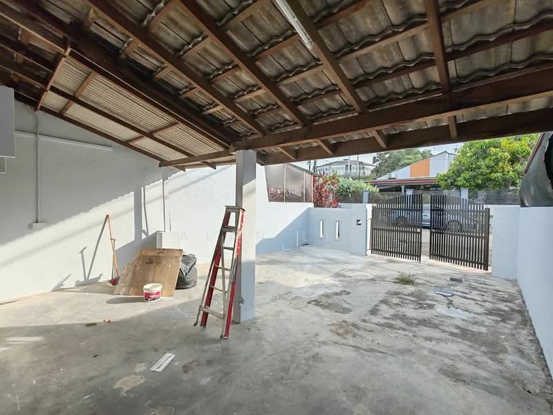 Taman Universiti untuk Untuk Dijual - RM 450,000, Mac 2026 - Exterior - PropertyGuru.com.my