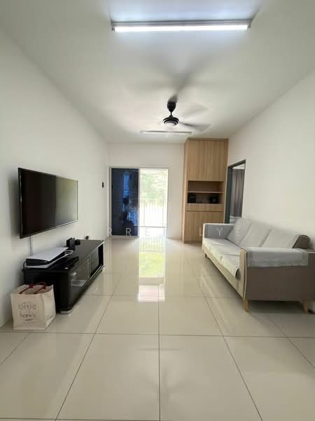 The Stone untuk Untuk Dijual - RM 419,000, Mac 2026 - Living Room - PropertyGuru.com.my