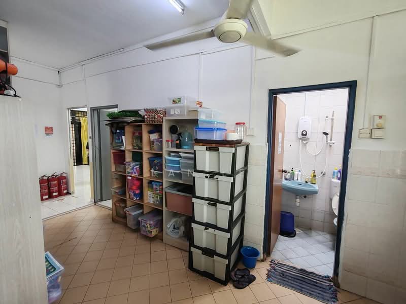 2-storey Terraced House for Sale in Senai (Kulai) - Alan Ler - PropertyGuru.com.my