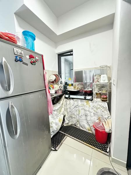 Service Residence for Sale at Sensory Residence @ Southville City - Rohani Daud - Kitchen - PropertyGuru.com.my