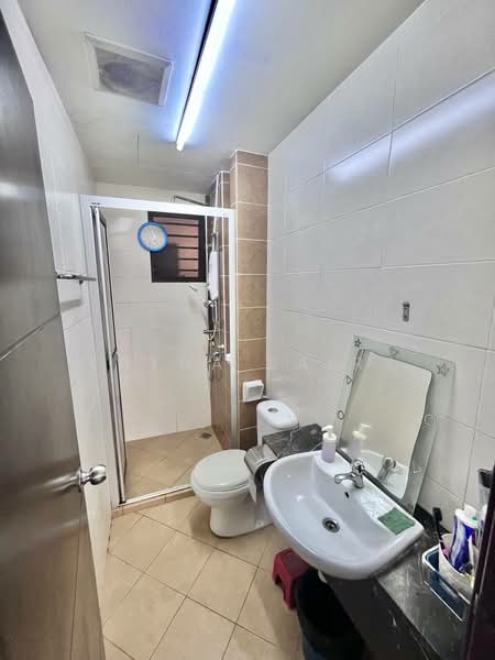 Desa Idaman Residences untuk Untuk Dijual - RM 490,000, Mac 2026 - Bathroom - PropertyGuru.com.my