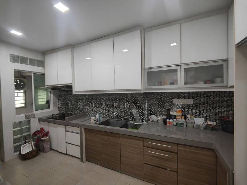 Taman Bukit Mayang Emas untuk Untuk Dijual - RM 950,000, Mac 2026 - Kitchen - PropertyGuru.com.my
