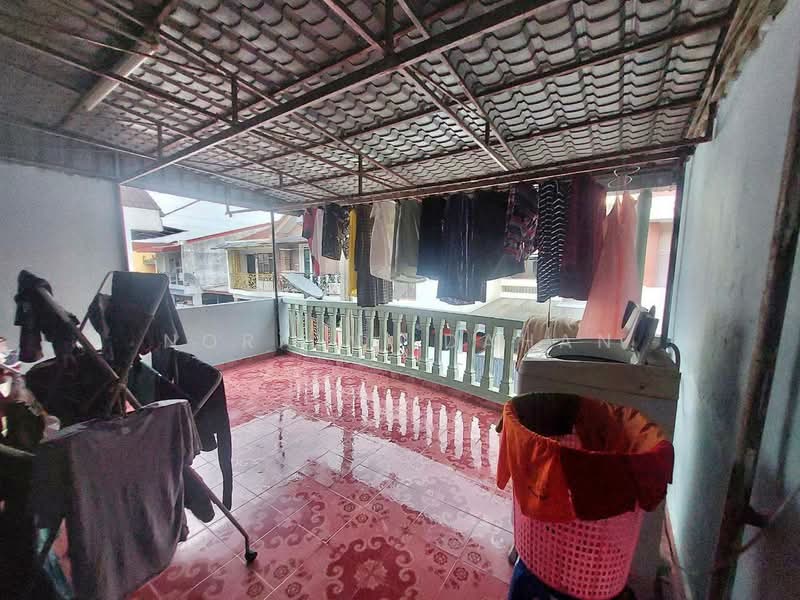 Terraced House for Sale in Batu Caves (Selangor) - Noraini Dahan - Balcony - PropertyGuru.com.my