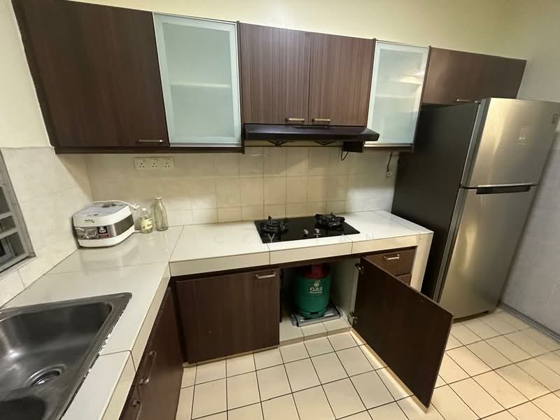 Condominium for Rent at Pearl Avenue - Ricky Tan - Kitchen - PropertyGuru.com.my