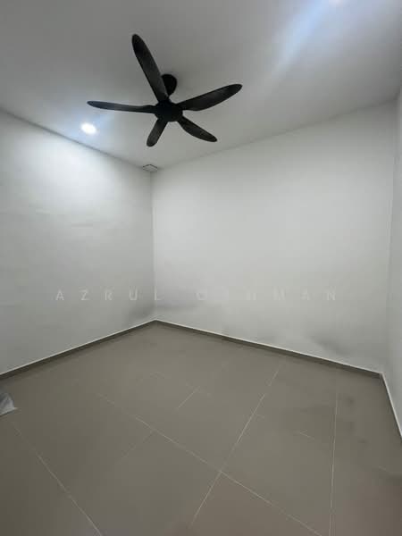 1-storey Terraced House for Sale in Taman Sikamat Indah (Sikamat) - Azrul Othman - PropertyGuru.com.my