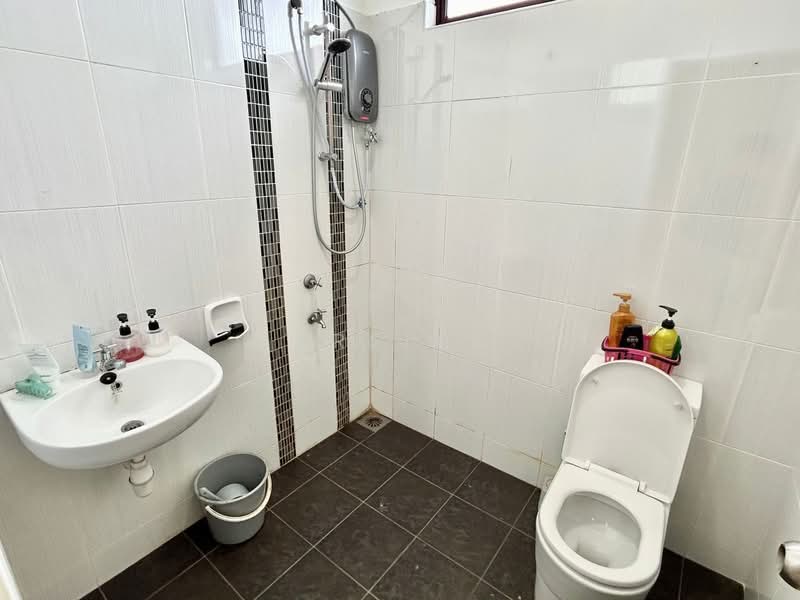 Terraced House for Sale in Skudai (Johor) - Mars Hoe - Bathroom - PropertyGuru.com.my