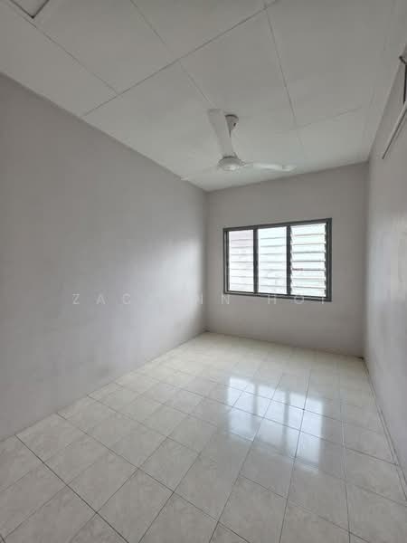 Below Bank Value Convenient Location 2 Sty Taman Sentosa Klang untuk Untuk Dijual - RM 410,000, Mac 2026 - Interior - PropertyGuru.com.my