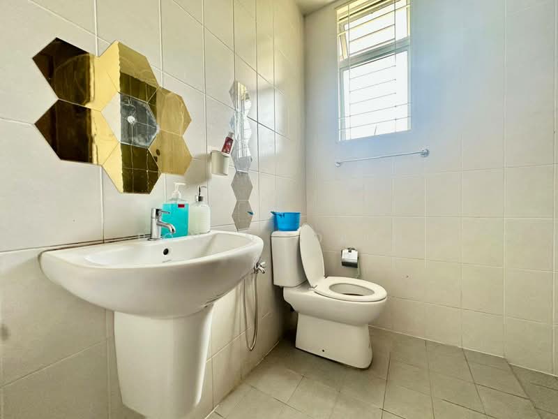 Terraced House for Sale in Putrajaya (Putrajaya) - Rohani Daud - Bathroom - PropertyGuru.com.my