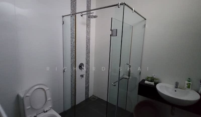 Semi-Detached House for Rent in Taman Ponderosa (Johor Bahru) - Richard Shai - Bathroom - PropertyGuru.com.my