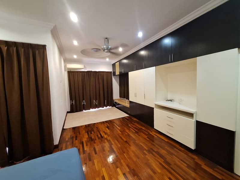 Bandar Puteri Puchong untuk Untuk Disewa - RM 2,600 /bulan, Mac 2026 - Bedroom - PropertyGuru.com.my
