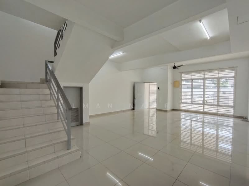 Rumah Teres 2 Tingkat untuk Dijual di Sepang (Selangor) - Ilman Nahri - Living Room - PropertyGuru.com.my