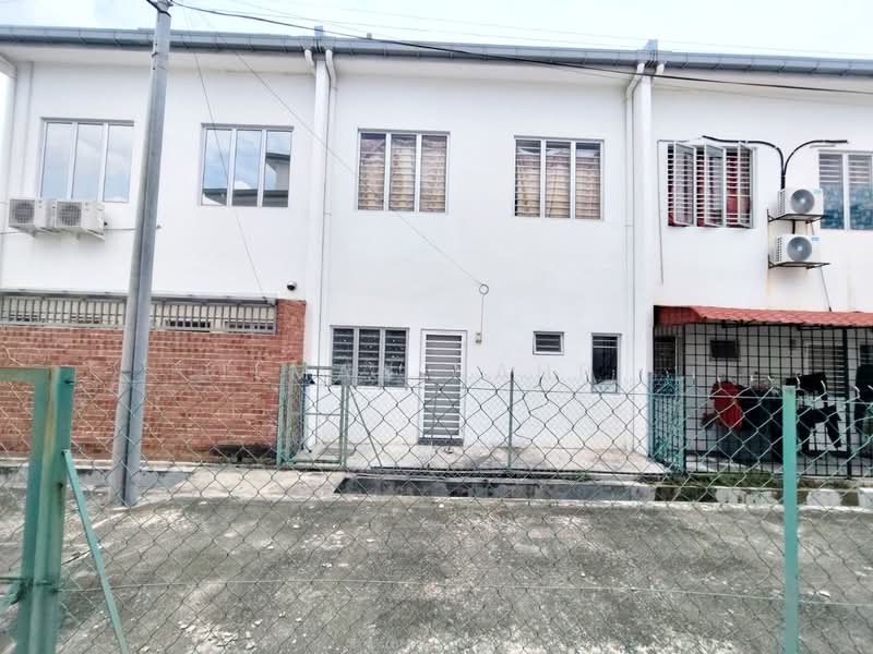 Rumah Teres 2 Tingkat untuk Dijual di Sepang (Selangor) - Ilman Nahri - Exterior - PropertyGuru.com.my
