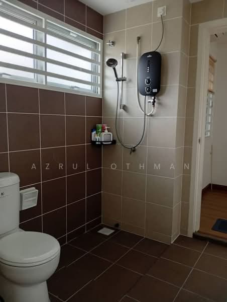 2-storey Terraced House for Sale in Senawang (Negeri Sembilan) - Azrul Othman - Bathroom - PropertyGuru.com.my