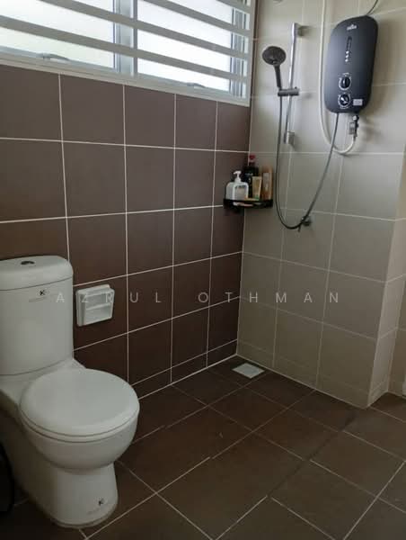 2-storey Terraced House for Sale in Senawang (Negeri Sembilan) - Azrul Othman - Bathroom - PropertyGuru.com.my