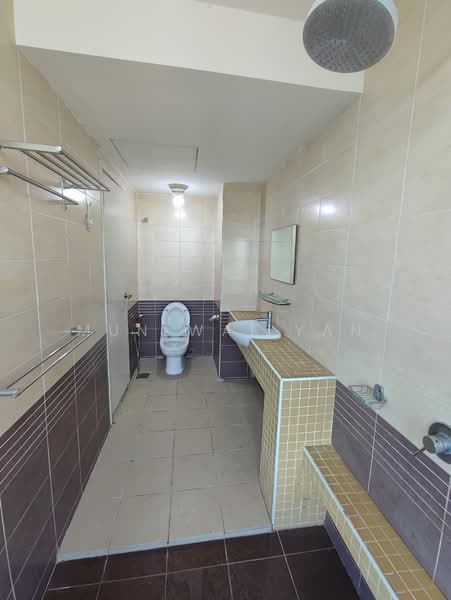 Condominium for Sale at Casa Indah 2 - Mun Wai Yan - Bathroom - PropertyGuru.com.my