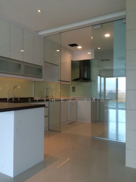 Condominium for Sale at KM1 East - Sianry Tan - Kitchen - PropertyGuru.com.my