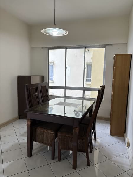 Pantai Panorama Condominiums untuk Untuk Disewa - RM 2,000 /bulan, Mac 2026 - Dining Room - PropertyGuru.com.my