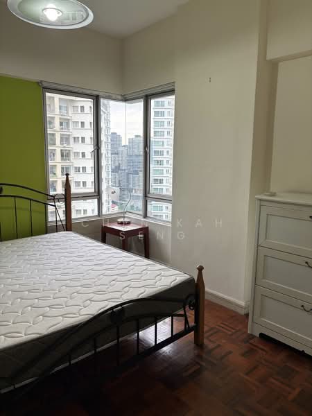 Pantai Panorama Condominiums untuk Untuk Disewa - RM 2,000 /bulan, Mac 2026 - Bedroom - PropertyGuru.com.my