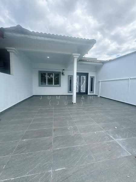 1-storey Terraced House for Sale in Taman Harmoni (Kajang) - JUMIDAH (JUE) - Exterior - PropertyGuru.com.my