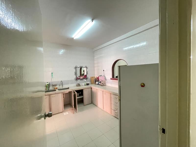 Cypress Condominium untuk Untuk Disewa - RM 2,000 /bulan, Mac 2026 - Kitchen - PropertyGuru.com.my