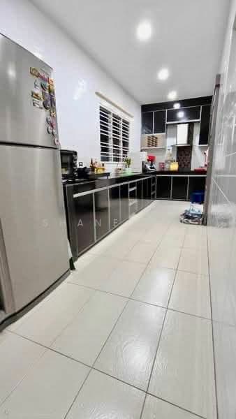 2-storey Terraced House for Sale in Seremban 2 (Negeri Sembilan) - Shane Tan - Kitchen - PropertyGuru.com.my