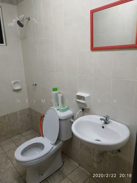Apartment for Rent at Palm Garden Apartment - HELMY IZZUDIN - Bathroom - PropertyGuru.com.my