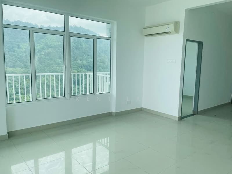 Setia Pinnacle untuk Untuk Dijual - RM 780,000, Mac 2026 - Living Room - PropertyGuru.com.my