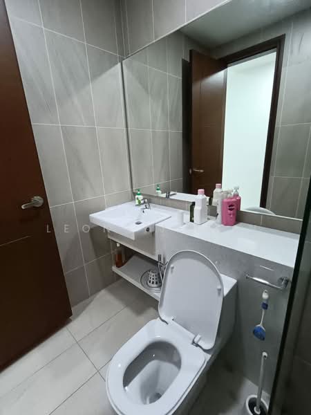 Condominium for Rent at Queens Residences Q2 @ Queens Waterfront - Leong Jekxin - Bathroom - PropertyGuru.com.my