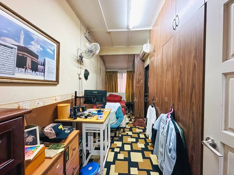 2.5-storey Terraced House for Sale in Taman Tun Dr Ismail (Kuala Lumpur) - Abdul Qadir - Bedroom - PropertyGuru.com.my