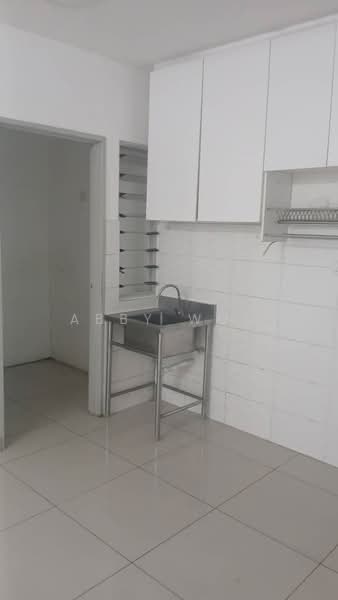 Service Residence for Sale at Sentrovue - Abby Woo - Kitchen - PropertyGuru.com.my