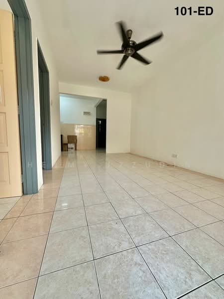 Bayu Villa untuk Untuk Disewa - RM 1,350 /bulan, Mac 2026 - Living Room - PropertyGuru.com.my