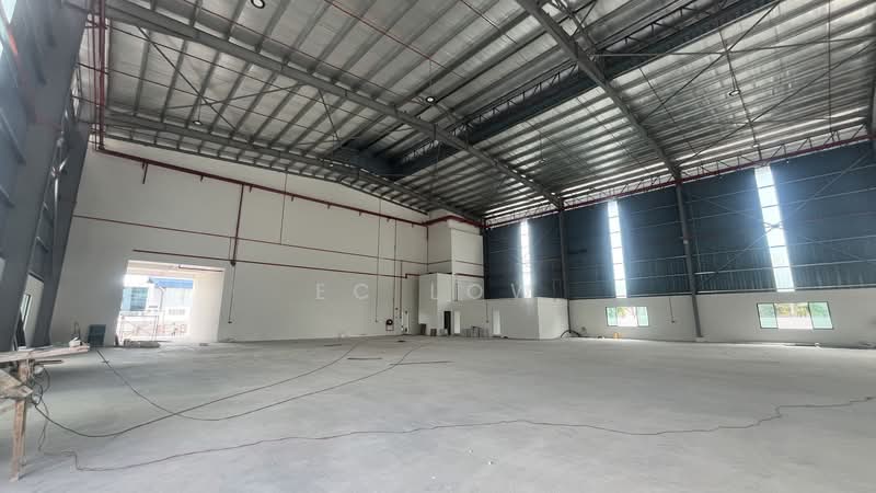 Factory for Rent in Kawasan Perindustrian Nilai (Nilai) - EC Low - Interior - PropertyGuru.com.my