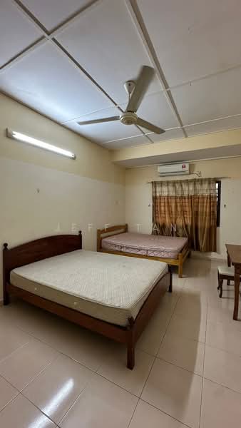 1-storey Terraced House for Rent in Ipoh Garden (Ipoh) - Jeff Tan - Bedroom - PropertyGuru.com.my