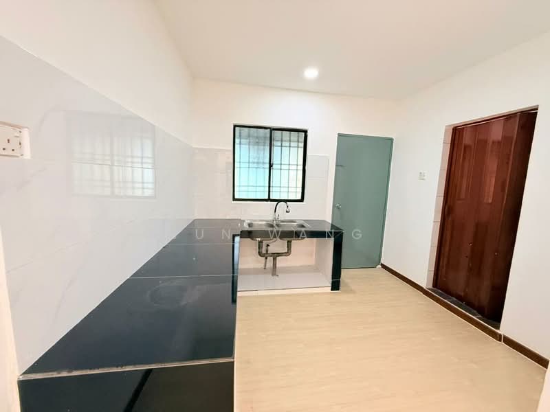 Kota Masai untuk Untuk Dijual - RM 358,000, Mac 2026 - Kitchen - PropertyGuru.com.my