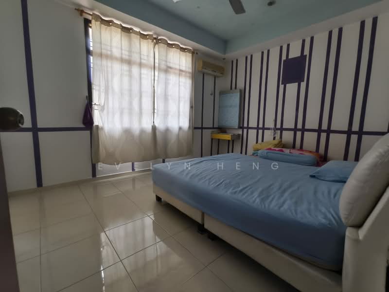 2-storey Terraced House for Sale in Taman Desa Tebrau (Tebrau) - Evelyn Heng - Bedroom - PropertyGuru.com.my