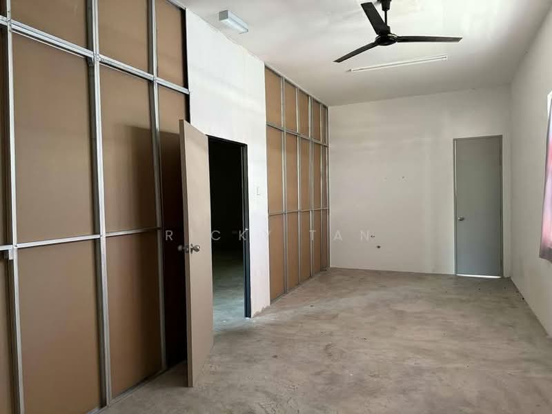 Shop / Office for Rent in Eco Forest (Semenyih) - Ricky Tan - Interior - PropertyGuru.com.my