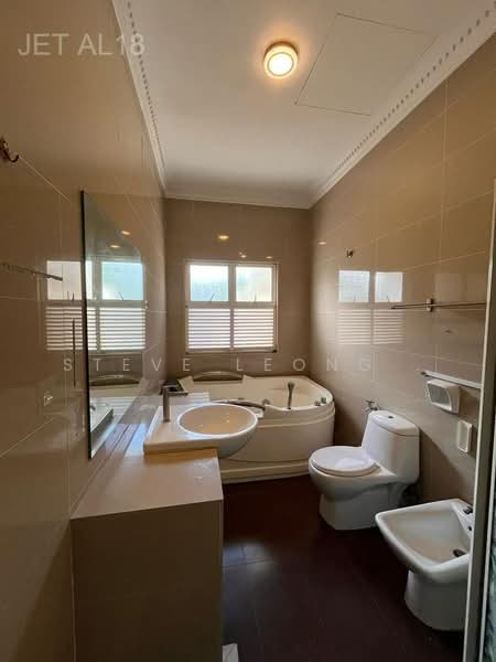 3-storey Terraced House for Sale in Setia Alam ( Anjung Sari) (Setia Alam) - Steve Leong . - Bathroom - PropertyGuru.com.my