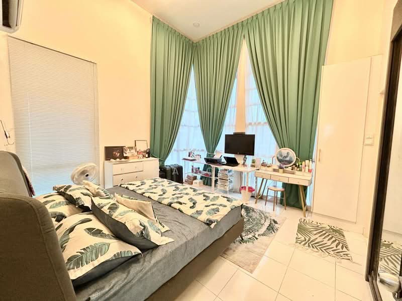 2-storey Terraced House for Sale in Bandar Seri Alam (Masai) - Ilsa Chin - Bedroom - PropertyGuru.com.my