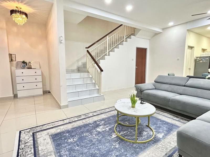 2-storey Terraced House for Sale in Bandar Seri Alam (Masai) - Ilsa Chin - Living Room - PropertyGuru.com.my