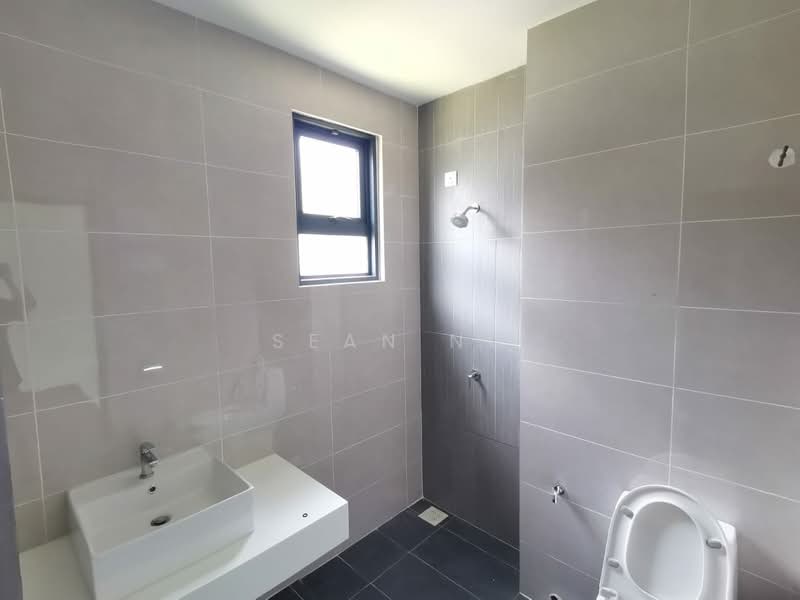 Terraced House for Sale in Kajang (Selangor) - Sean Ng - Bathroom - PropertyGuru.com.my