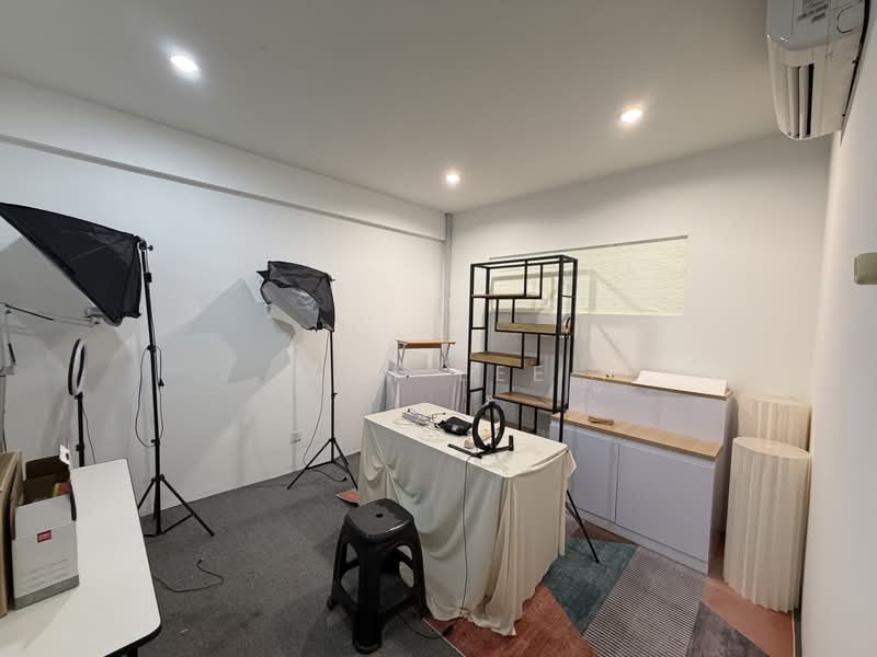 Shop / Office for Rent in Cheras Selatan (Cheras) - Kim Lee - Interior - PropertyGuru.com.my