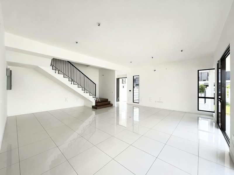 2-storey Terraced House for Sale in Sepang (Selangor) - Kyra Afnee - Living Room - PropertyGuru.com.my