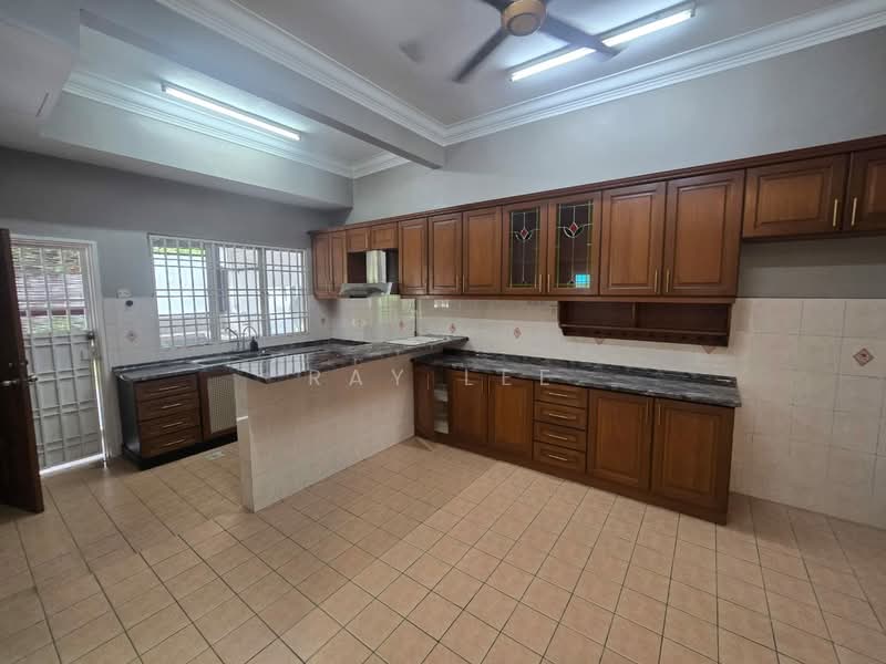 Semi-Detached House for Rent in Bandar Bukit Puchong (Puchong) - Ray Lee - Kitchen - PropertyGuru.com.my