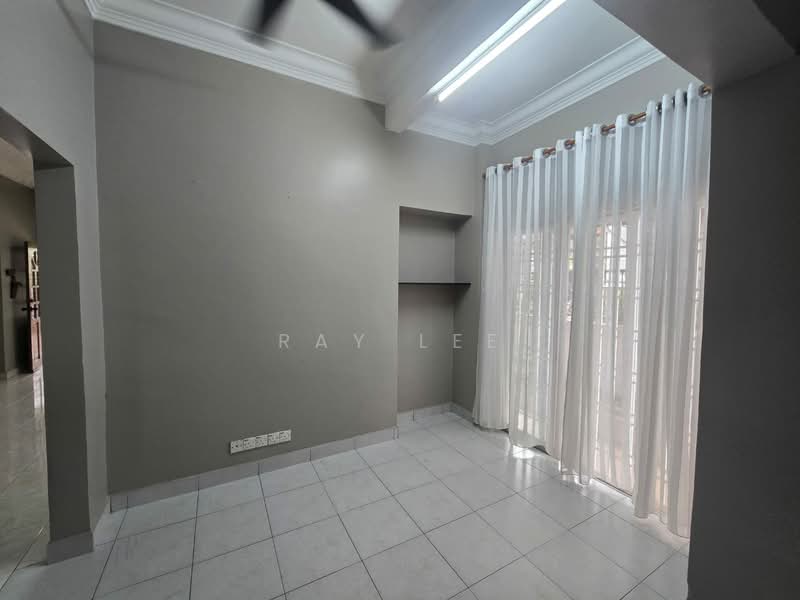 Semi-Detached House for Rent in Bandar Bukit Puchong (Puchong) - Ray Lee - Living Room - PropertyGuru.com.my
