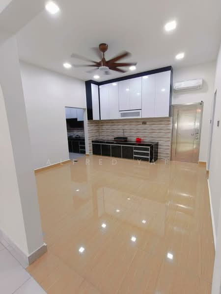 Semi-Detached House for Sale in Subang Jaya (Selangor) - Alfred Yap - Kitchen - PropertyGuru.com.my