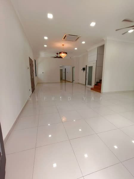Semi-Detached House for Sale in Subang Jaya (Selangor) - Alfred Yap - Living Room - PropertyGuru.com.my
