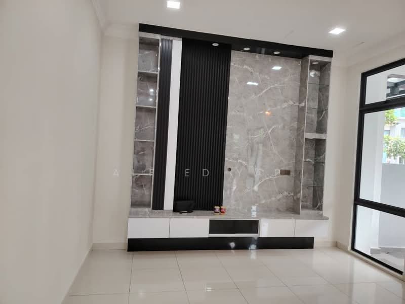 Semi-Detached House for Sale in Subang Jaya (Selangor) - Alfred Yap - Living Room - PropertyGuru.com.my