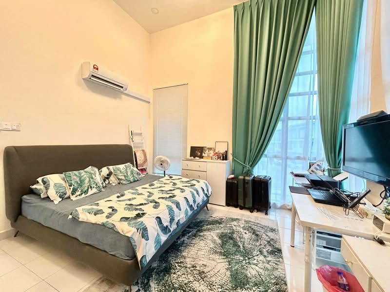 2-storey Terraced House for Sale in Bandar Seri Alam (Masai) - Fong Lik - Bedroom - PropertyGuru.com.my